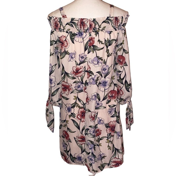 As U Wish Women’s Dress Floral Pattern SZ M - Picture 2 of 5